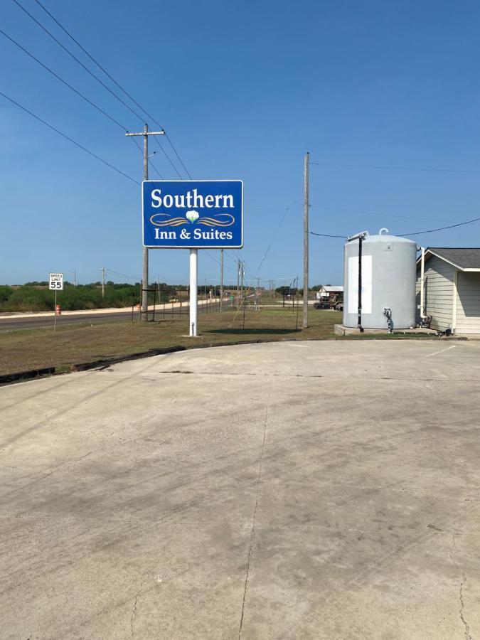 Southern Inns And Suites Now Offering Rv Spaces For Rent Yorktown Exterior foto